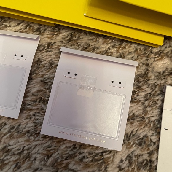 Special post - Picture 2 of 2